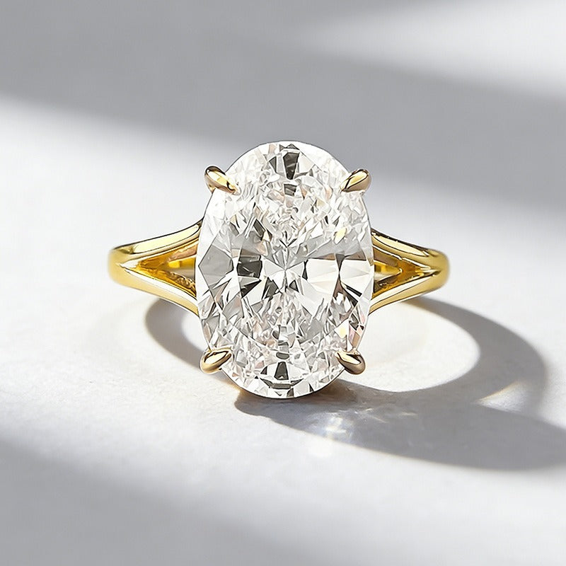 Oval Cut Moissanite Solitaire Ring