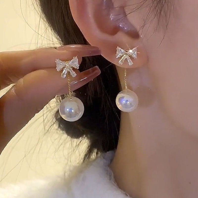 18K Gold Iridescent Pearl Drop Earrings
