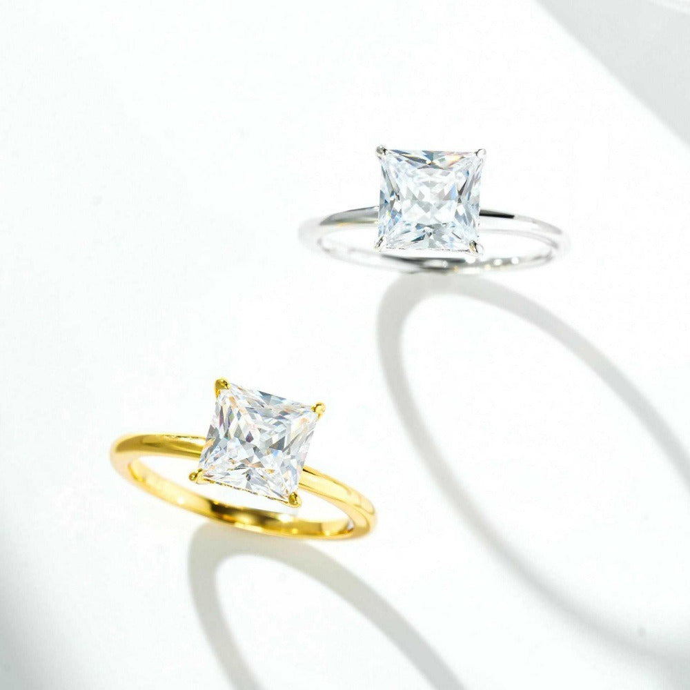Princess Solitaire 18K Gold Princess Cut Moissanite Ring