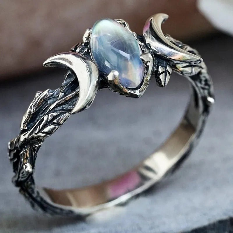 「Moon Goddess」Triple Moon S925 Silver Moonstone Ring
