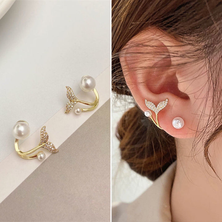 「Mermaid Tail」Layered Pearl & Crystal Stud Earrings