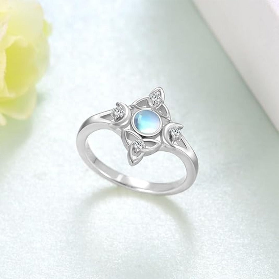 Vintage Witchy Moonstone Celtic Knot Ring