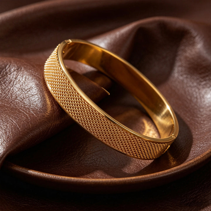 14K Gold Vintage Mesh & Twisted Bangle Classic Woven Texture Bracelet