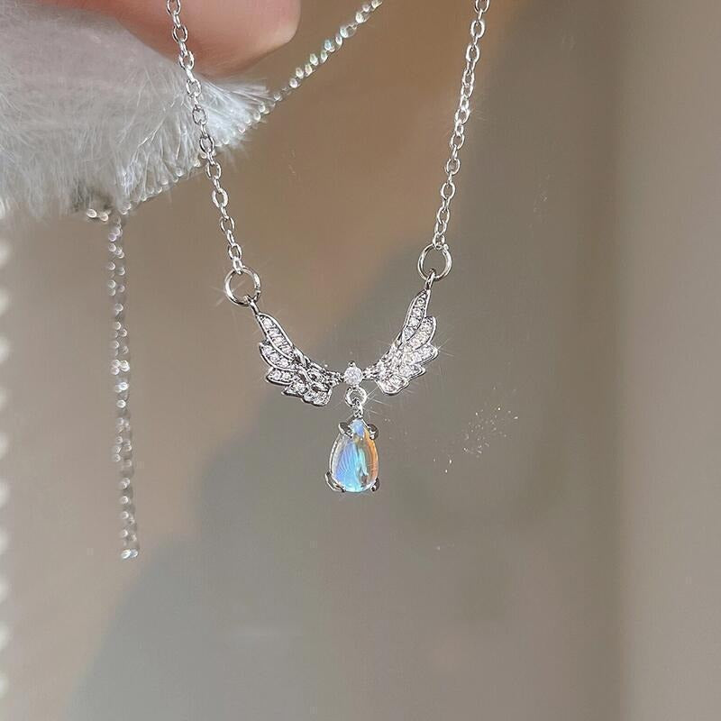 S925 Silver Angel Wings Moonstone Necklace Romantic Iridescent Drop Clavicle Chain