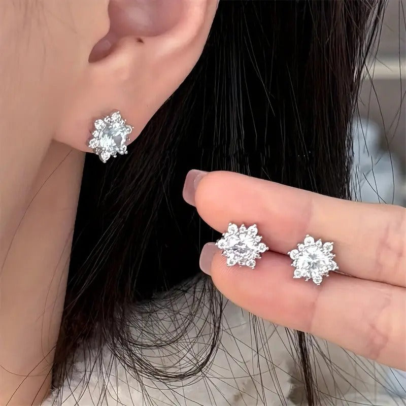 S925 Silver Brilliant Snowflake Pavé Stud Earrings Winter Romantic Jewelry