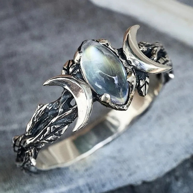 「Moon Goddess」Triple Moon S925 Silver Moonstone Ring
