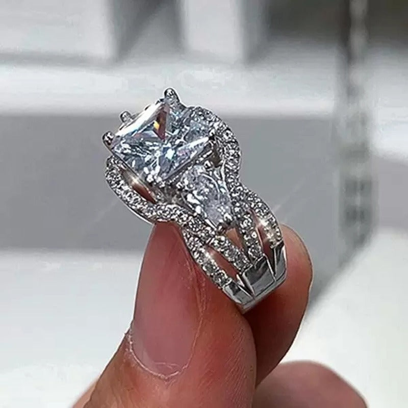 「Eternal Three-Stone」Cushion Cut Twisted Pavé Ring