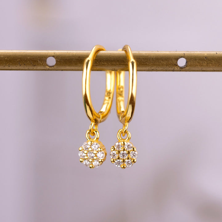 Mini Daisy Cluster Huggie Hoop Earrings