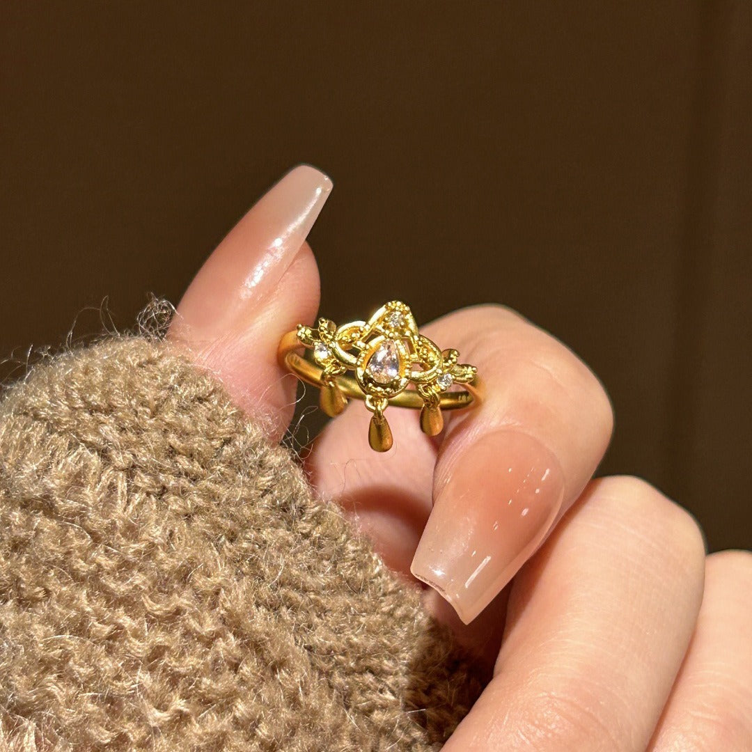 Vintage Court Lace Teardrop Tassel Adjustable Ring