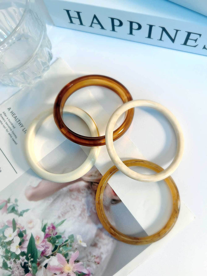 Vintage Amber Resin Thin Bangle Bracelet