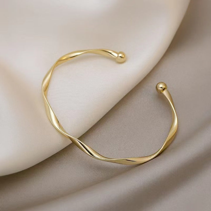 18K Gold / White Gold Mobius Twisted Cuff Bracelet