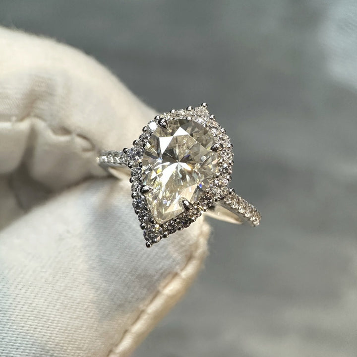 S925 Sterling Silver Pear-Cut Halo Pavé Ring