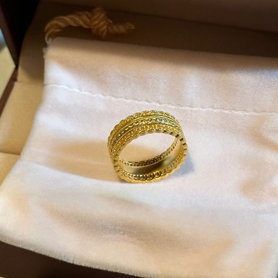 Golden Lace 18K Gold Filigree Wheat Weave Ring