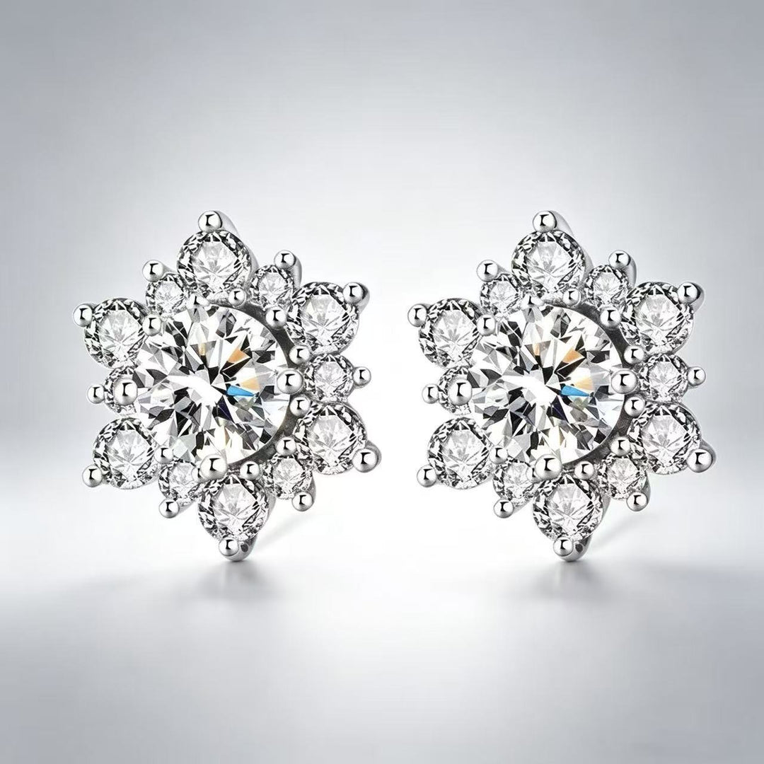 S925 Silver Brilliant Snowflake Pavé Stud Earrings Winter Romantic Jewelry