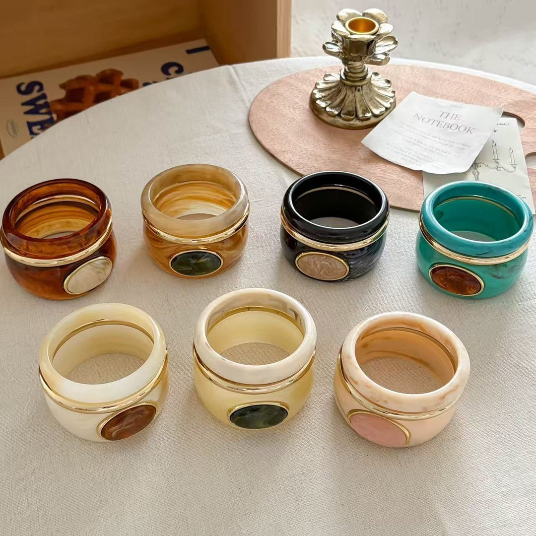 Vintage Gold Resin Gemstone 3-Piece Bangle Set