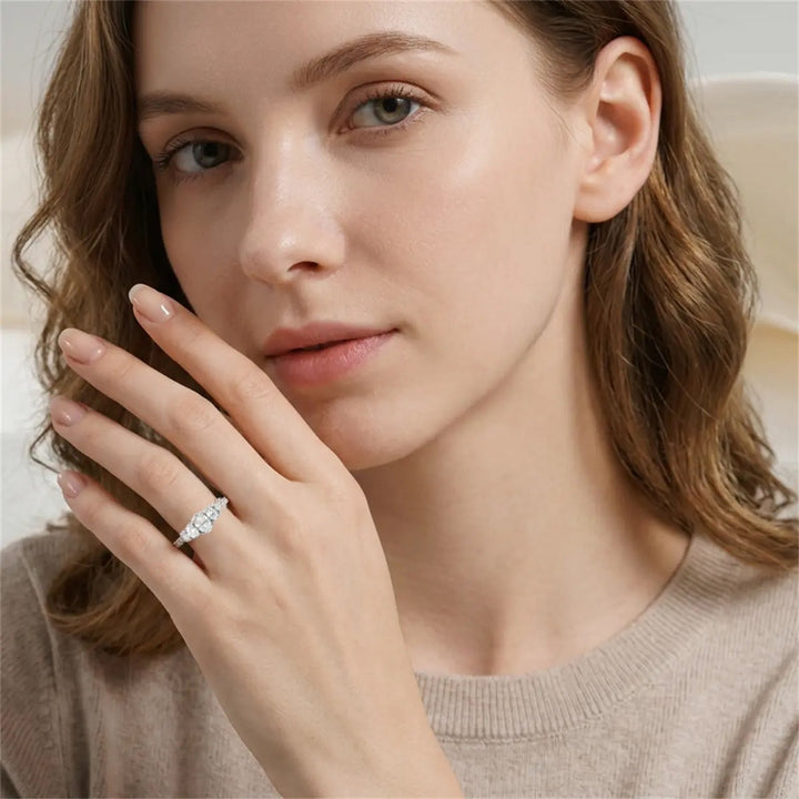 S925 Sterling Silver Five-Stone Moissanite Ring