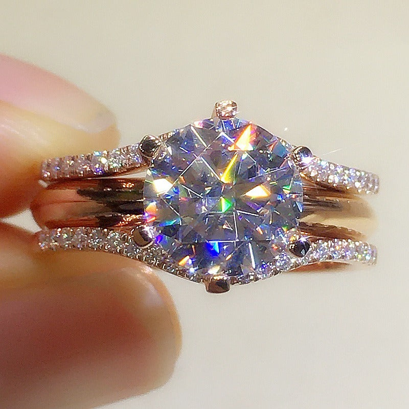18K Gold Classic Round Cut Bridal Ring Set