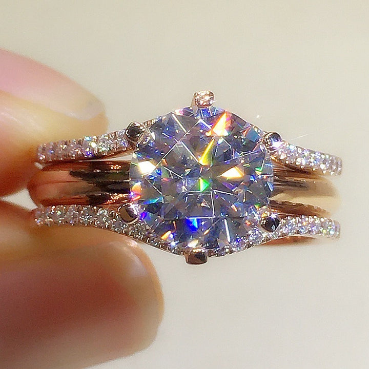 18K Gold Classic Round Cut Bridal Ring Set