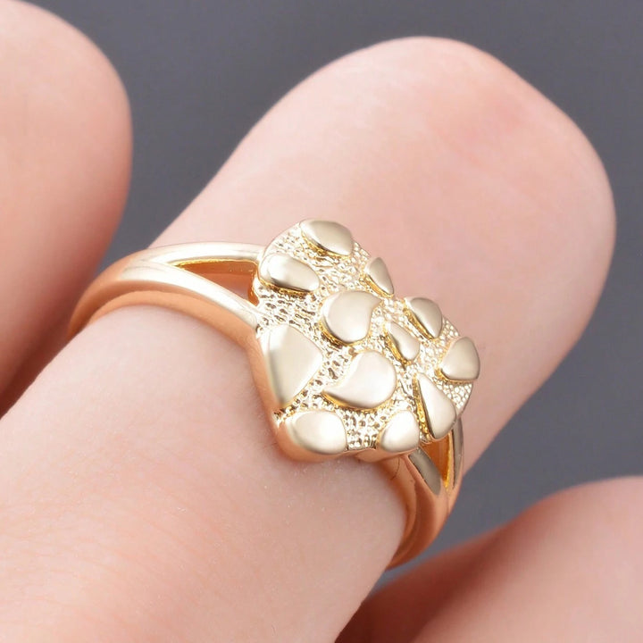 18K Gold Textured Wide Band Ring (2 Styles Available)