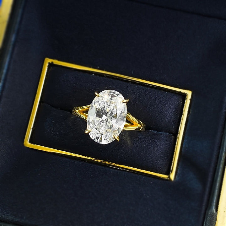 Oval Cut Moissanite Solitaire Ring