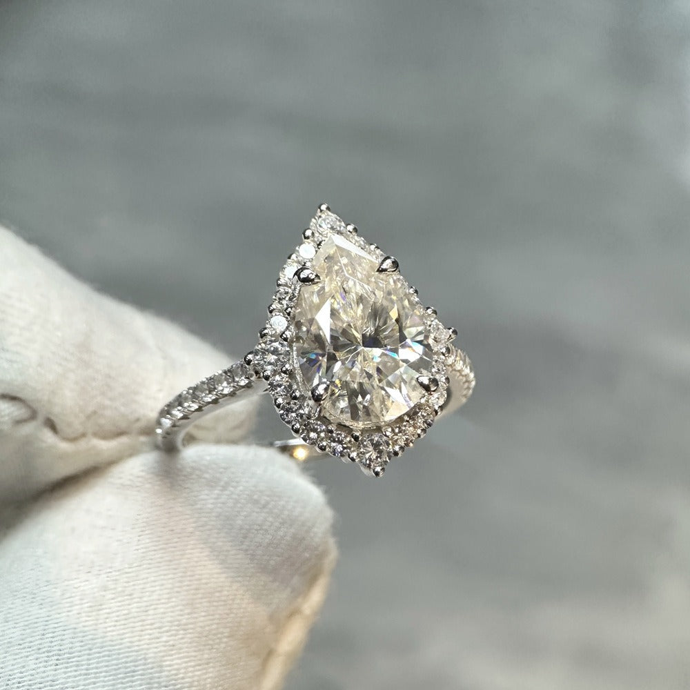 S925 Sterling Silver Pear-Cut Halo Pavé Ring