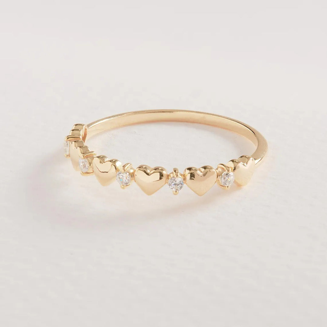 18K Gold Heart & Stone Alternating Dainty Ring Sweet Romantic Stackable Band