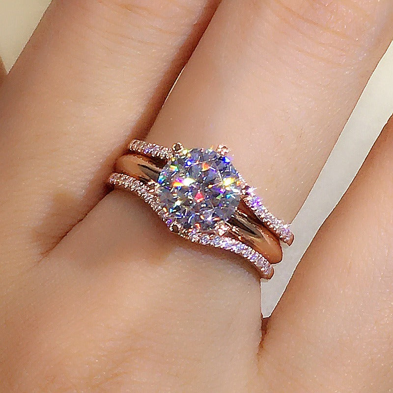 18K Gold Classic Round Cut Bridal Ring Set