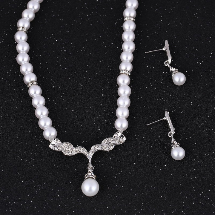 French Vintage Pearl Necklace & Earrings Set