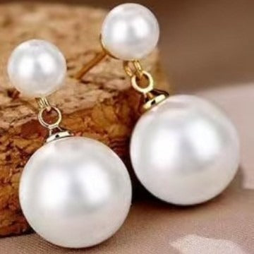 Classic French Pearl Earring