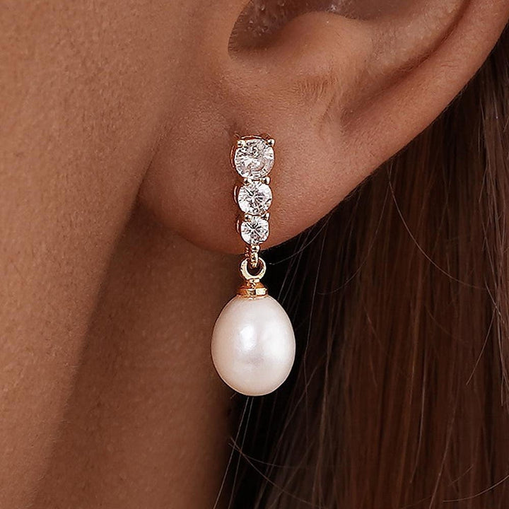 18K Gold Plated Dewdrop Gradient CZ Freshwater Pearl Drop Earrings