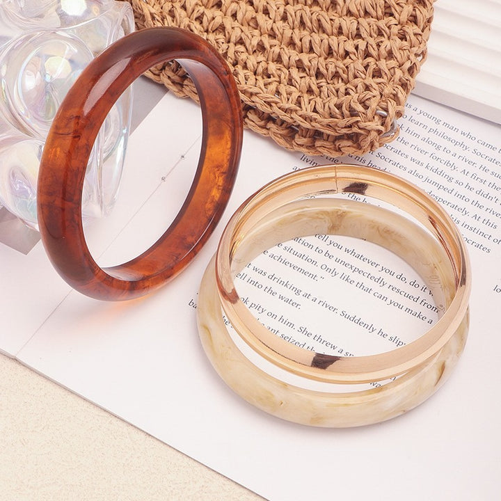 Vintage Resin Bangle Bracelet Set of 3