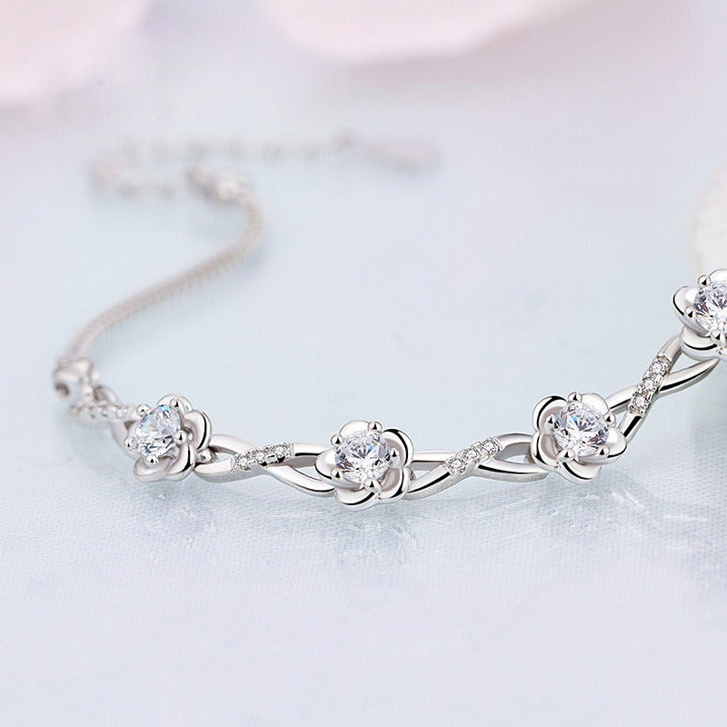 Blooming Four Flowers Zircon Bracelet