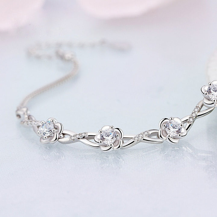 Blooming Four Flowers Zircon Bracelet