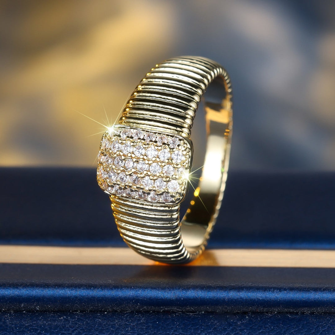 Vintage Fluted Pavé Square Signet Ring