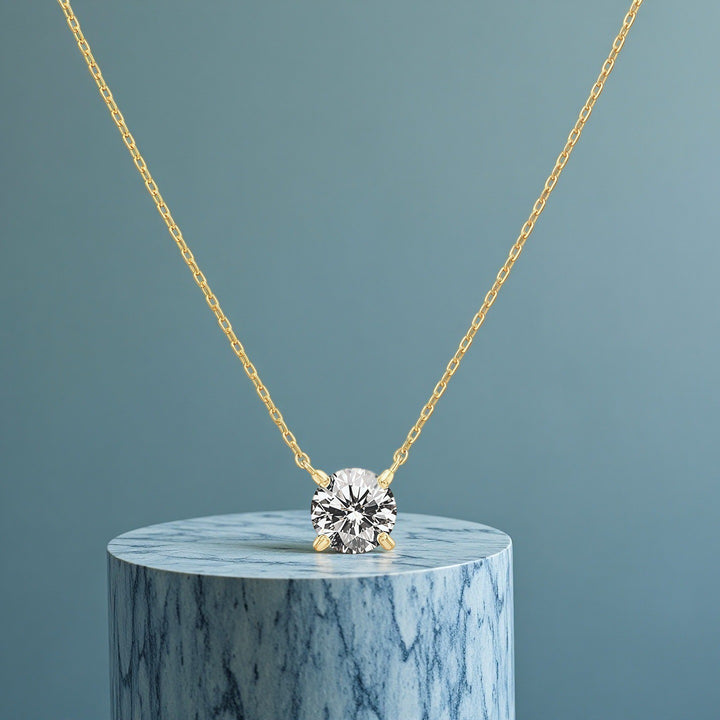 Classic 4-Prong Solitaire Necklace Minimalist Everyday Clavicle Chain