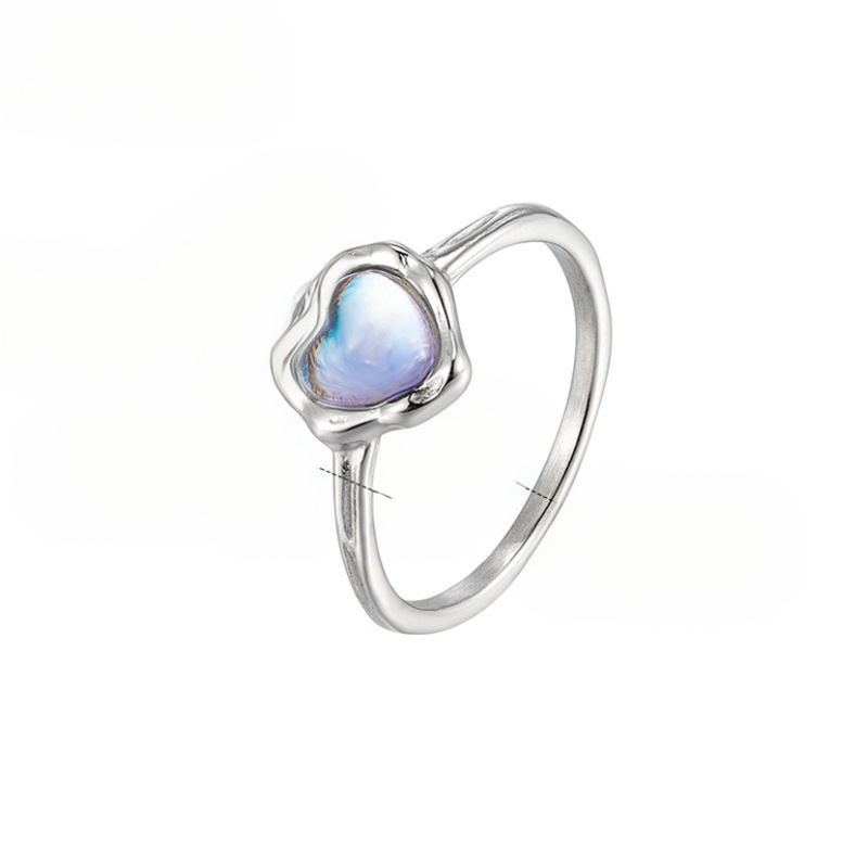 Moonlight Balance Vintage Heart Moonstone Ring