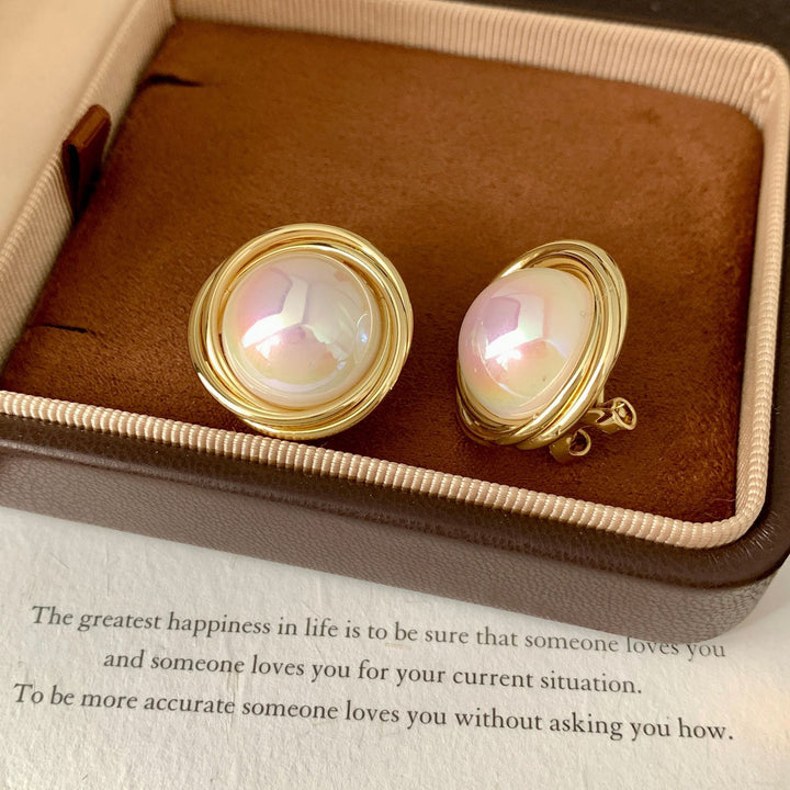 Vintage Iridescent Pearl Stud Earrings