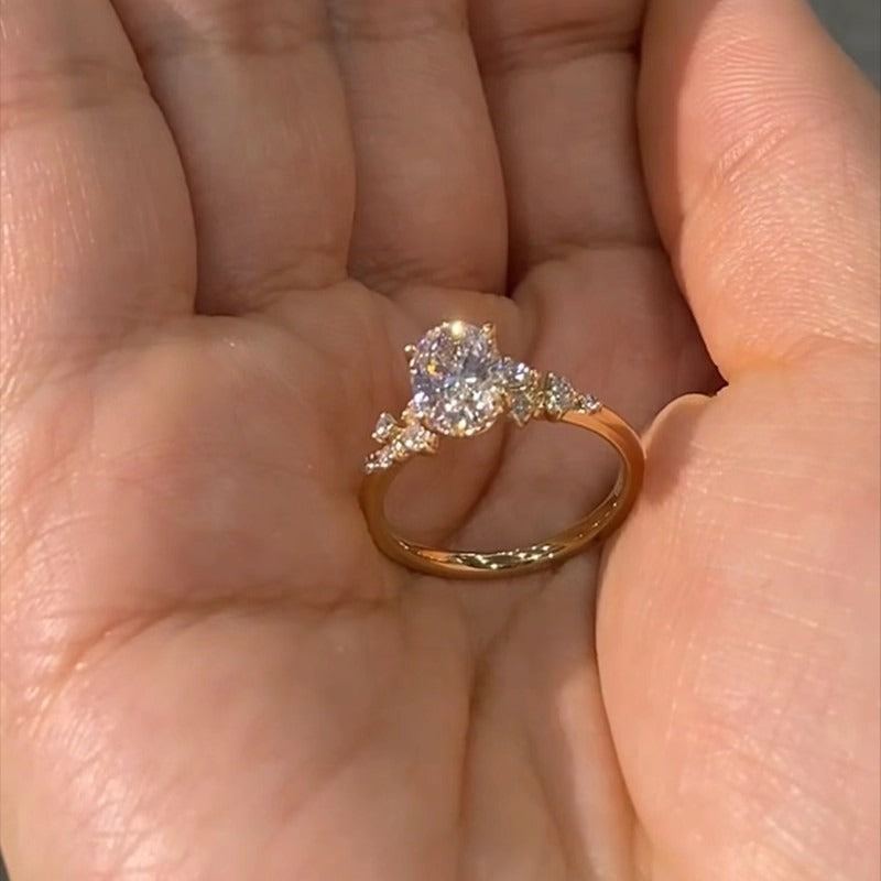 Starlight Vow Two-Tone Oval Cluster Open Ring