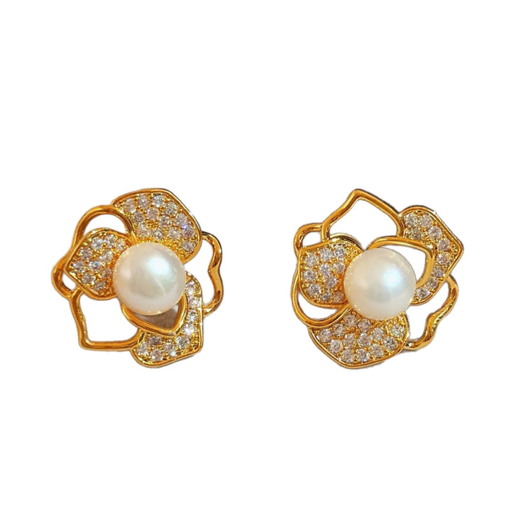 18K Gold Plated Pearl Flower Stud Earrings