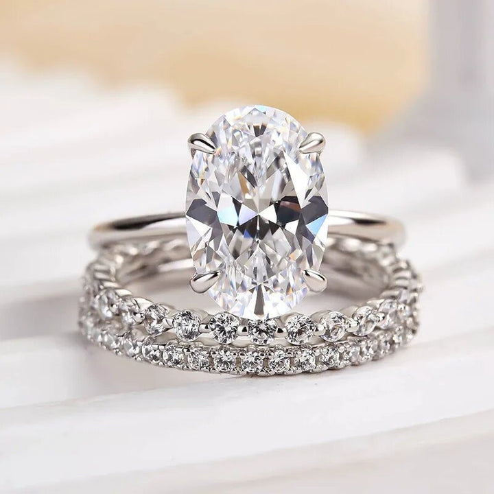 Classic Oval Cut Bridal 3-Piece Ring Set