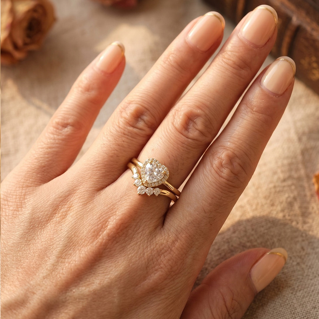 Heartfelt Halo Heart-Cut Solitaire V-Band Stacking Ring Set