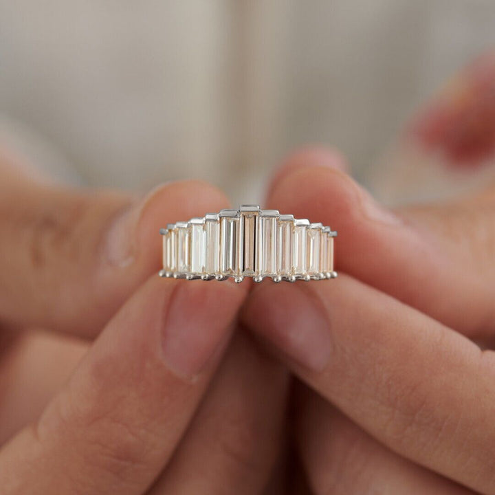 S925 Sterling Silver Baguette-Cut Moissanite Curved Band
