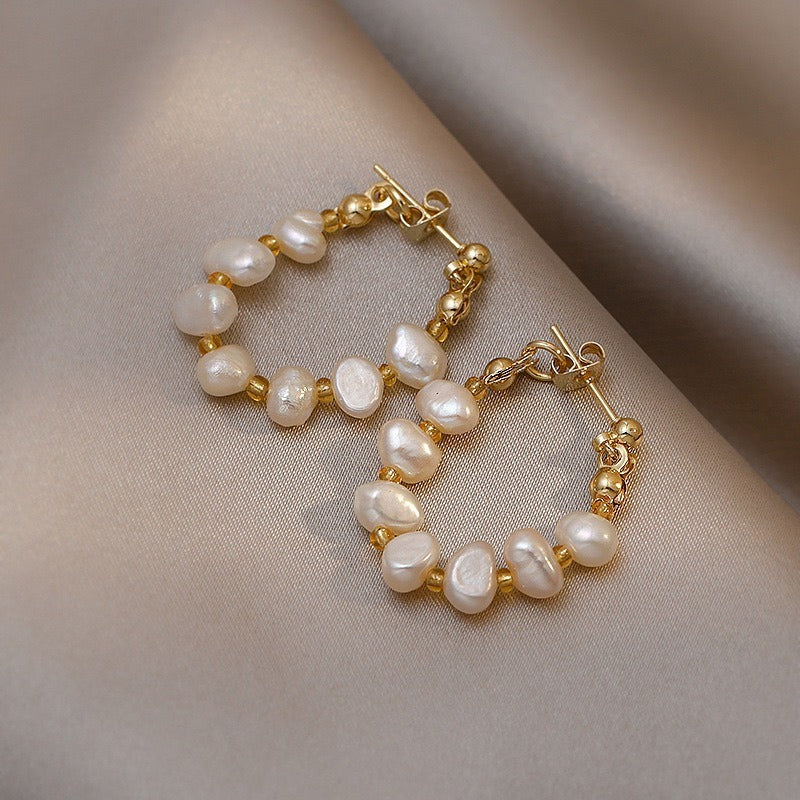 Classic French Pearl Earring