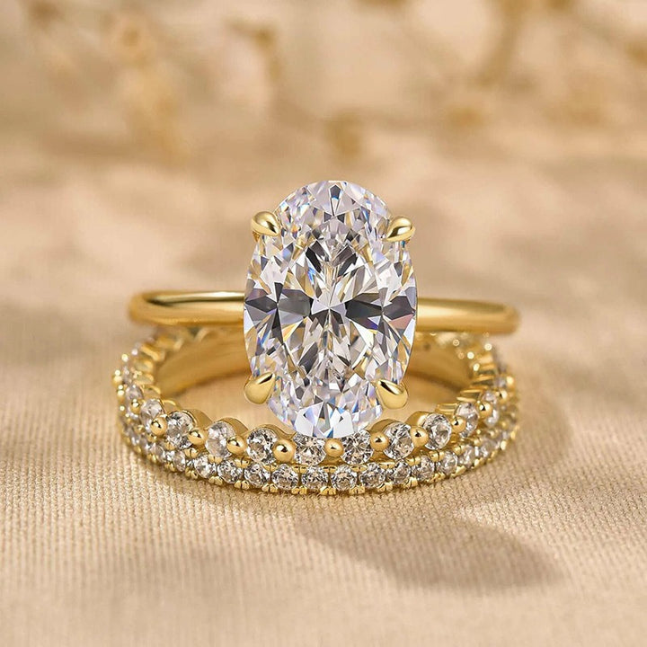 Classic Oval Cut Bridal 3-Piece Ring Set