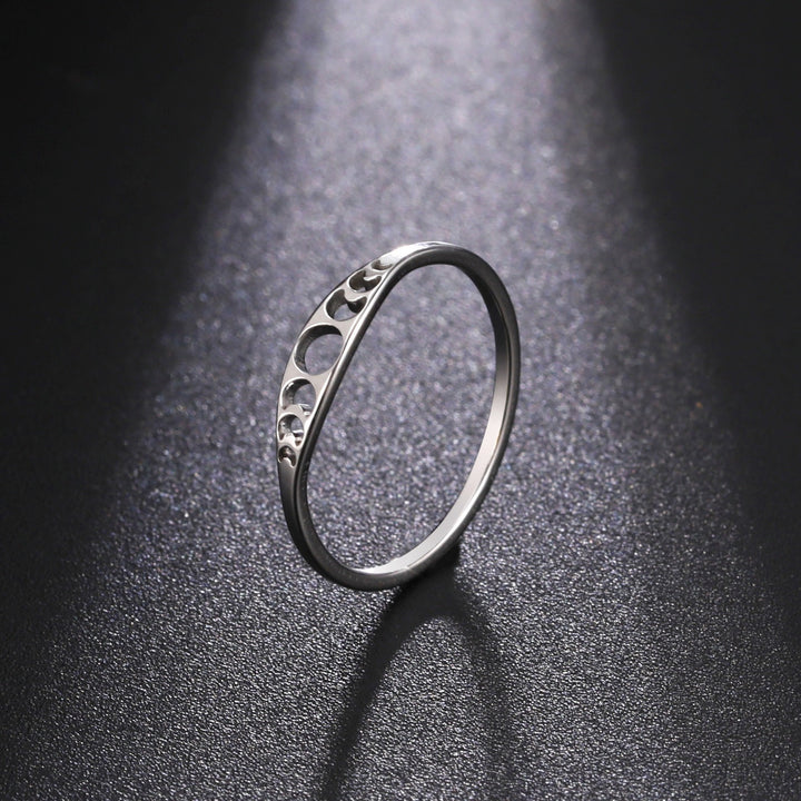 Moon Whisper 18K Gold/White Gold Moon Phase Ring