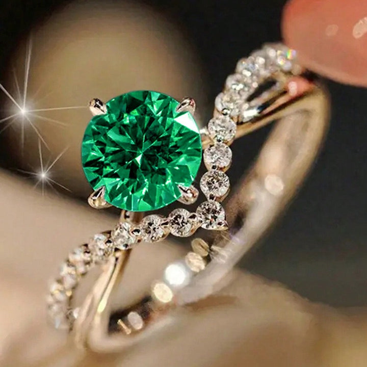 Aurora Stardust · S925 Sterling Silver Twisted Band Pavé Solitaire Ring