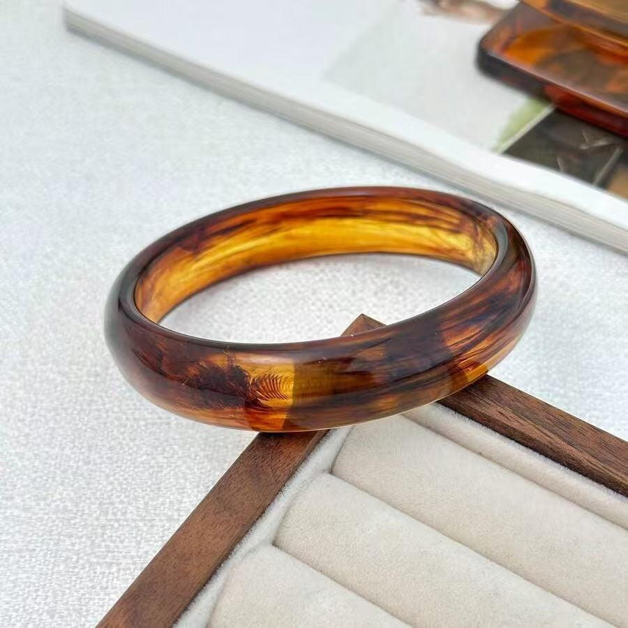 Vintage Resin Bangle Bracelet Set of 3