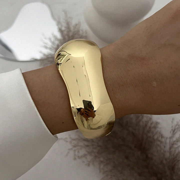 Liquid Metal 18K Gold Plated/High-Polish Fluid Sculptural Bangle Set