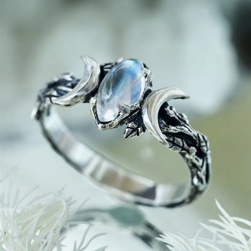 「Moon Goddess」Triple Moon S925 Silver Moonstone Ring
