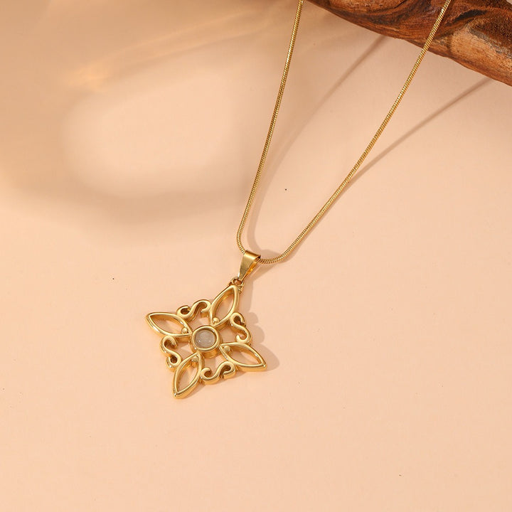 Vintage Celtic Knot Amulet Necklace